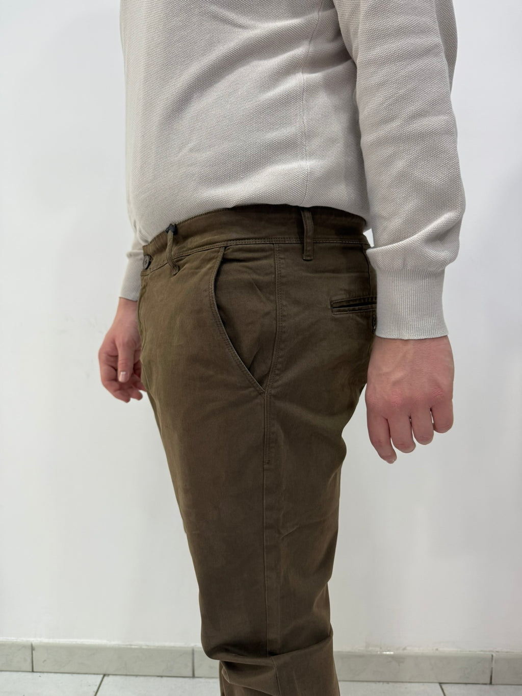 Pantalone Chinos